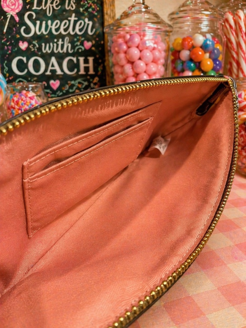 Coach Candy Print Large Corner Zip Wristlet In Signature Canvas NWOT - Picture 4 of 5